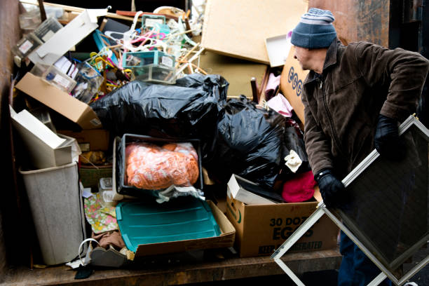 Best Garage Cleanout Services  in Strawberry, CA